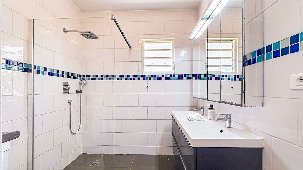Photo of Bathroom in Cul de Sac