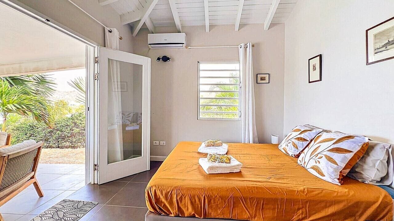 Photo of Bedroom in Cul de Sac