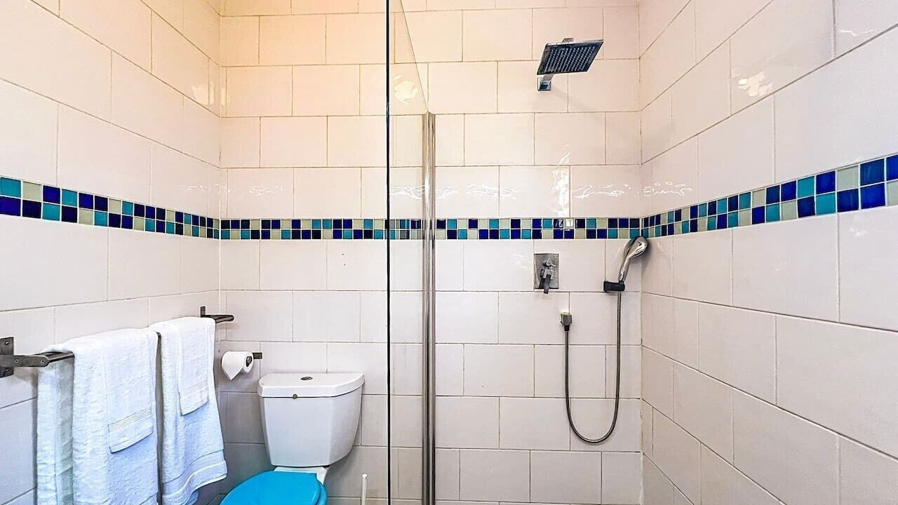 Photo of Bathroom in Cul de Sac