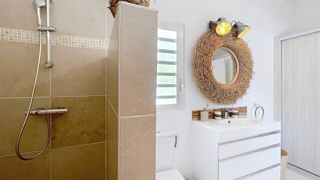 Photo of Bathroom in Anse Marcel