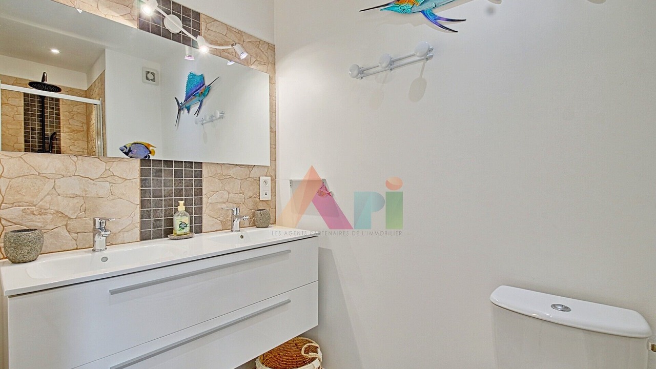 Photo of Bathroom in Anse Marcel