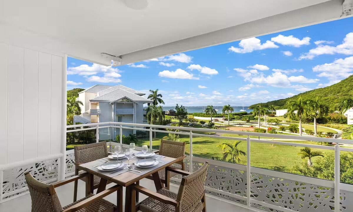 Photo of Patio Balcony in Anse Marcel