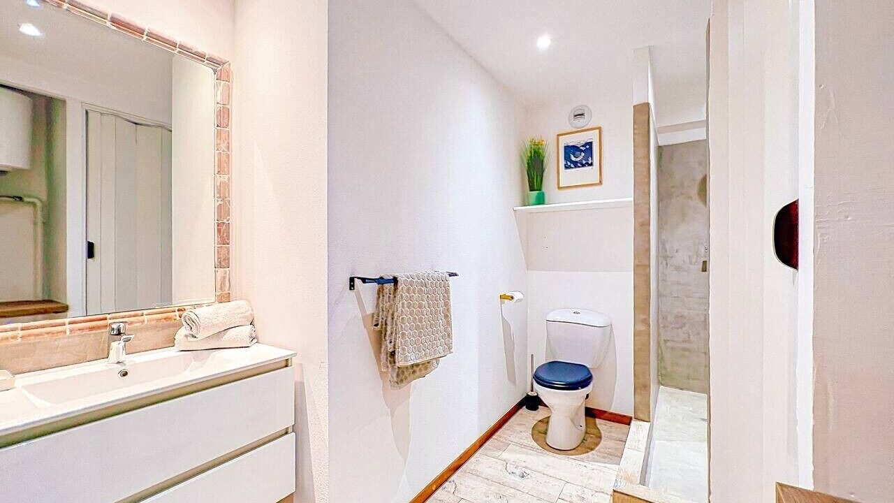 Photo of Bathroom in Anse Marcel