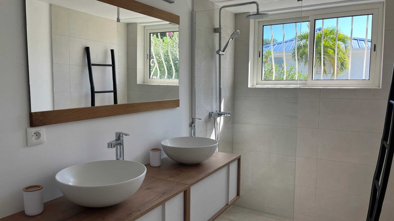 Photo of Bathroom in Orient Bay