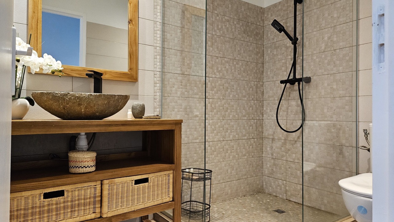 Photo of Bathroom in Grand Case