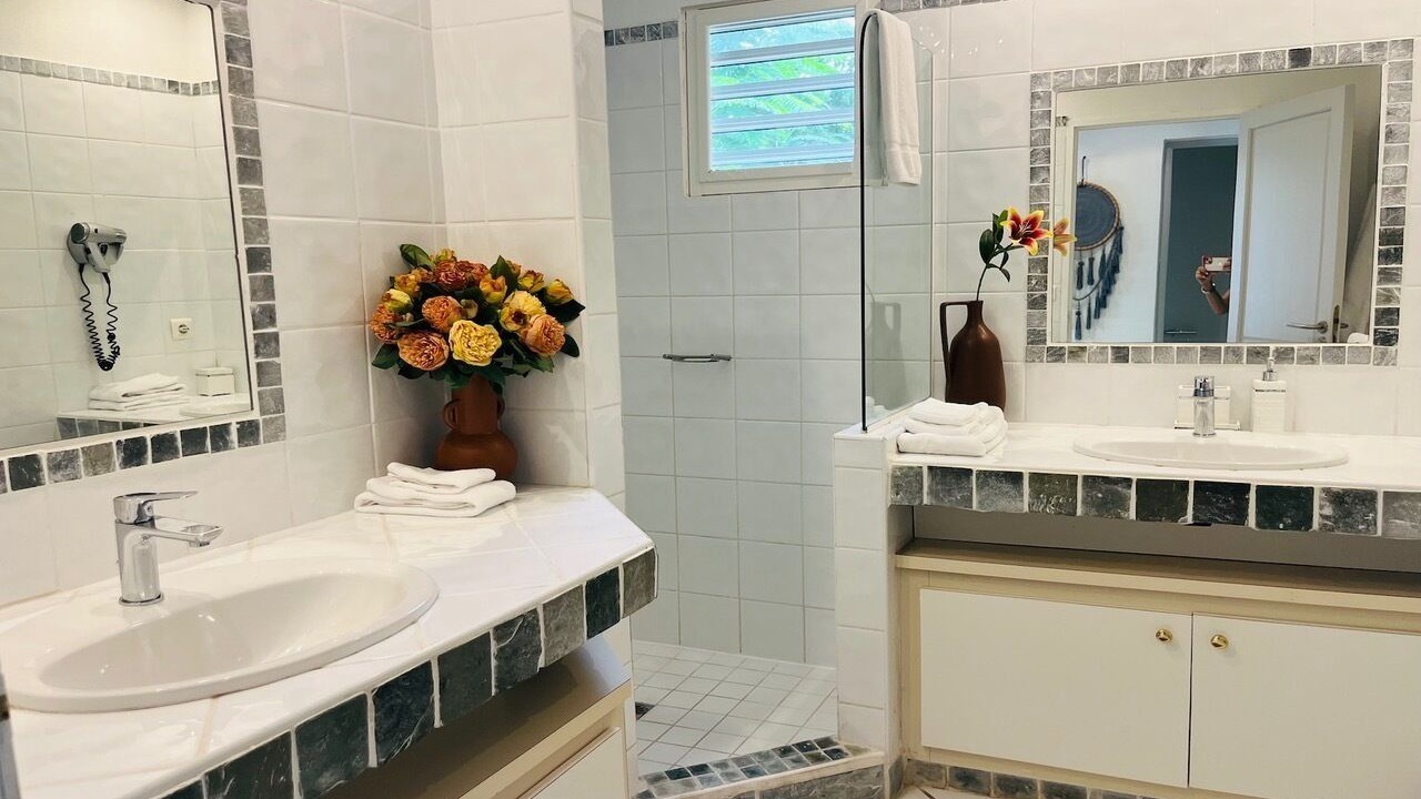 Photo of Bathroom in Orient Bay
