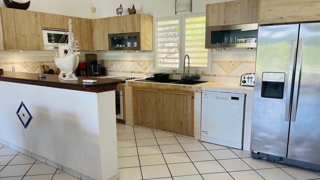 Photo of Kitchen in Orient Bay