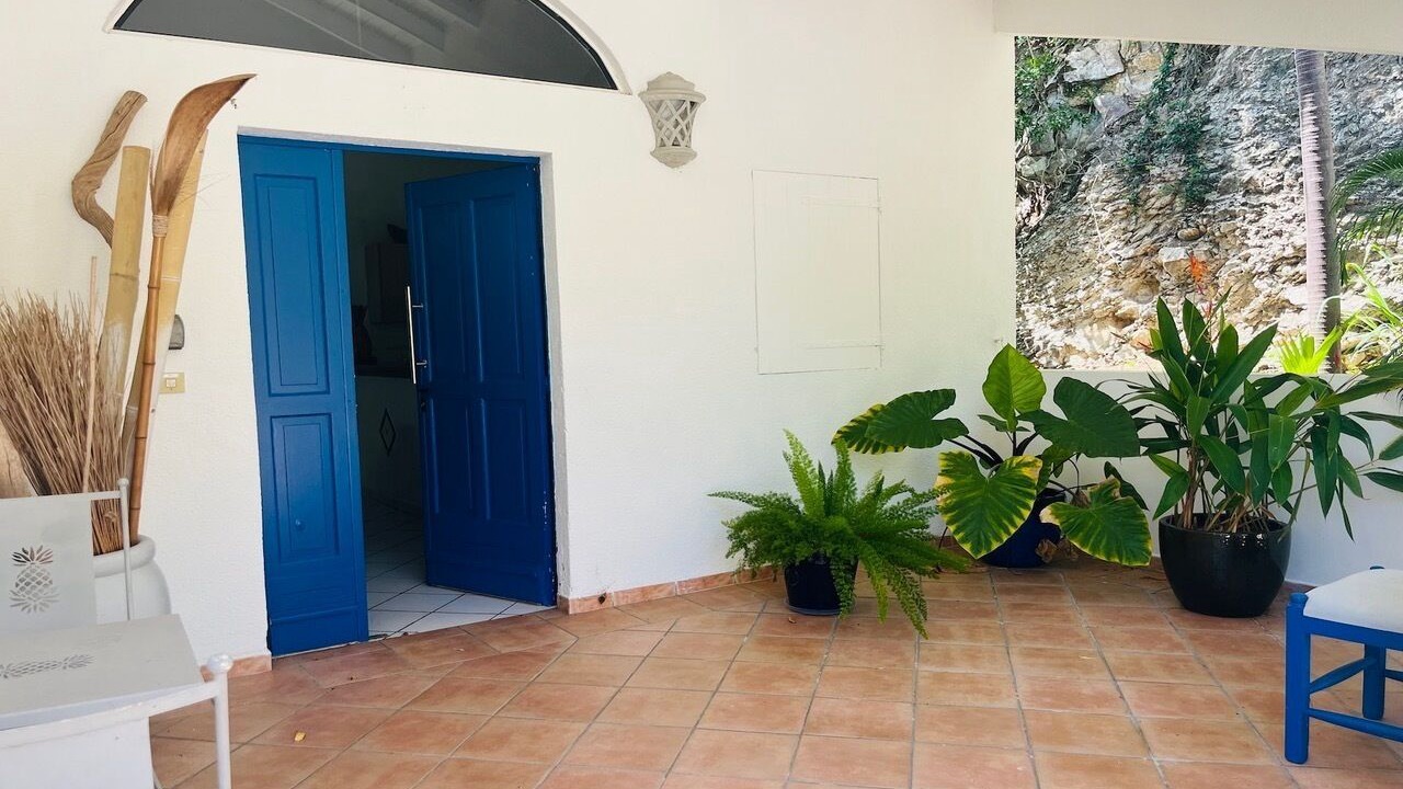 Photo of Patio Balcony in Orient Bay