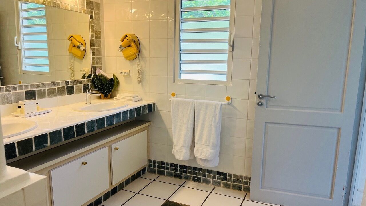 Photo of Bathroom in Orient Bay