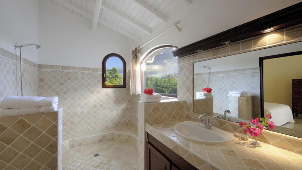 Photo of Bathroom in Plum Bay