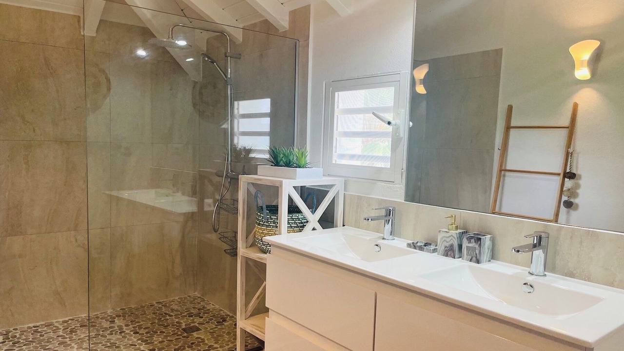 Photo of Bathroom in Orient Bay