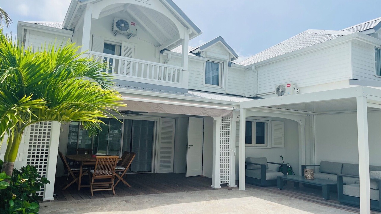 Photo of Outdoor in Orient Bay