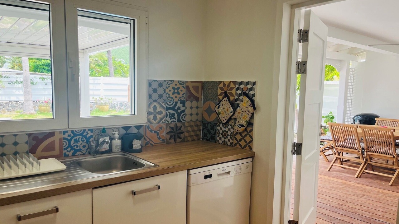 Photo of Kitchen in Orient Bay