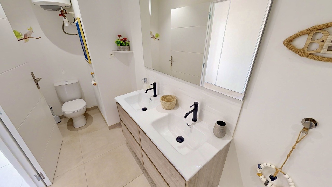 Photo of Bathroom in Anse Marcel