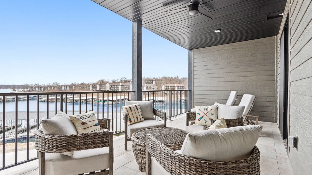 Photo of Patio Balcony in Village of Four Seasons