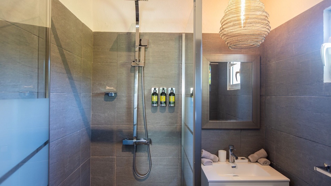 Photo of Bathroom in Plum Bay