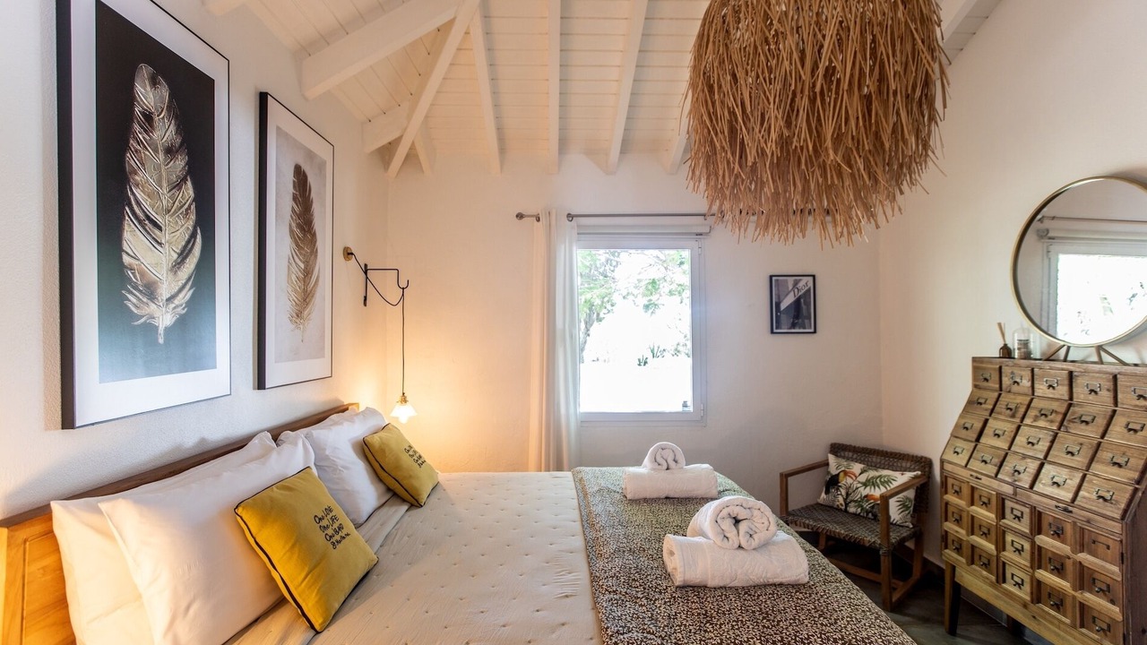 Photo of Bedroom in Plum Bay