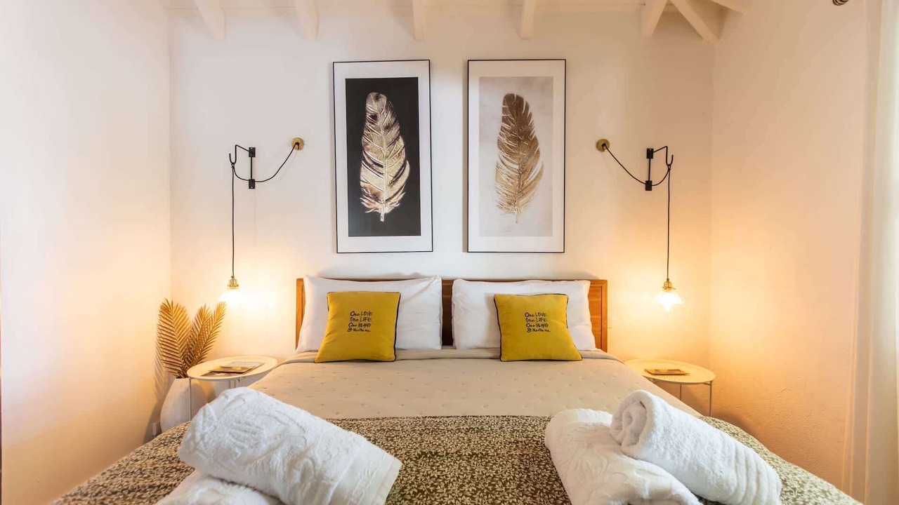 Photo of Bedroom in Plum Bay