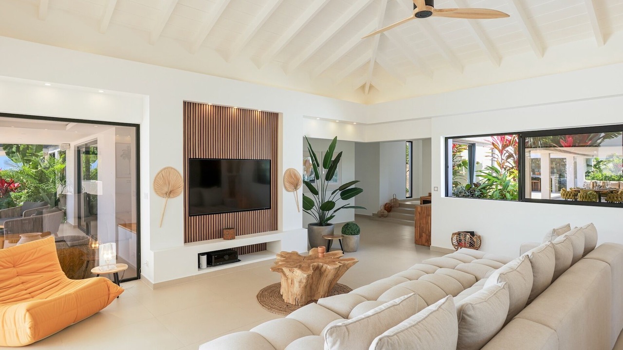 Photo of Livingroom in Plum Bay