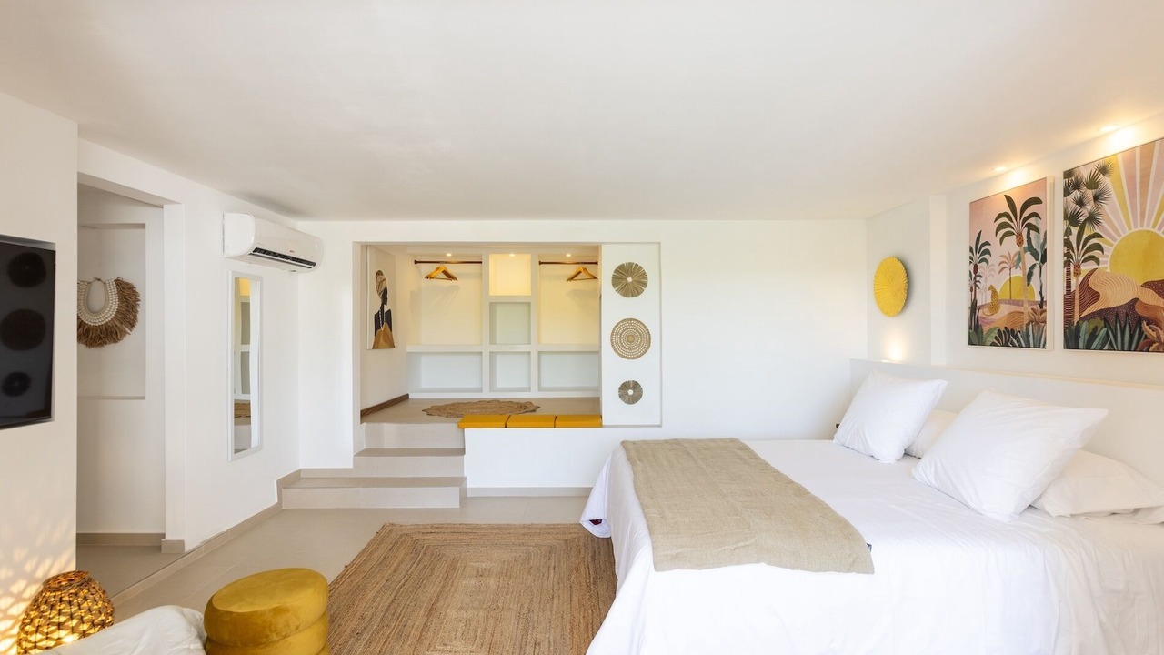 Photo of Bedroom in Plum Bay