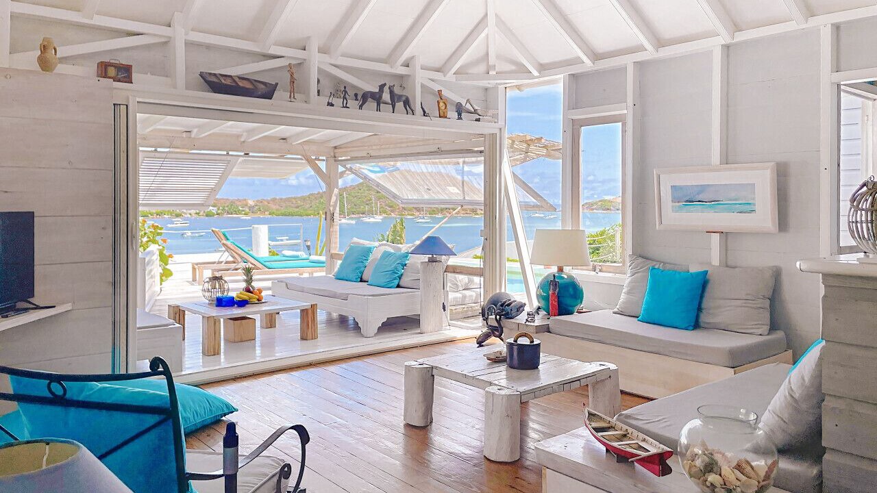 Photo of Livingroom in Cul de Sac