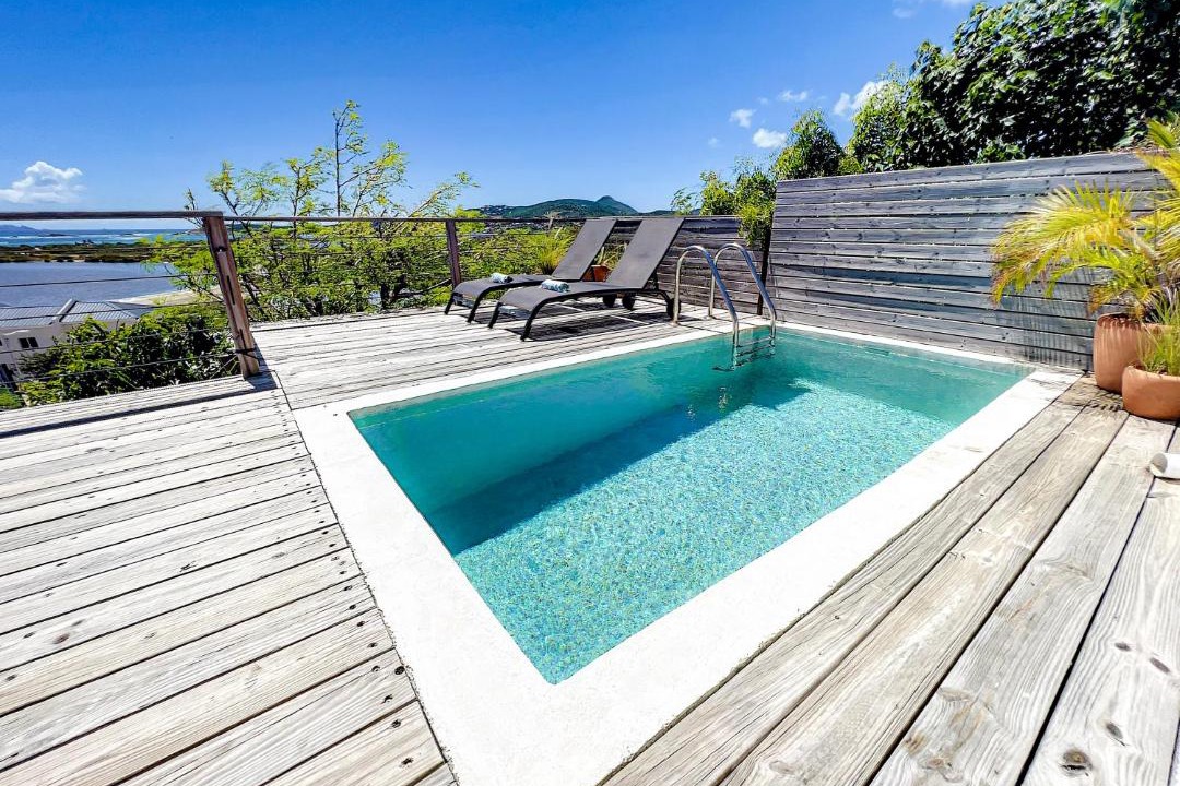 Photo of Outdoor in Orient Bay