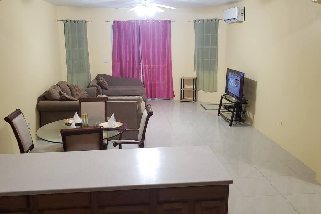 Photo of Livingroom in Fort Hill