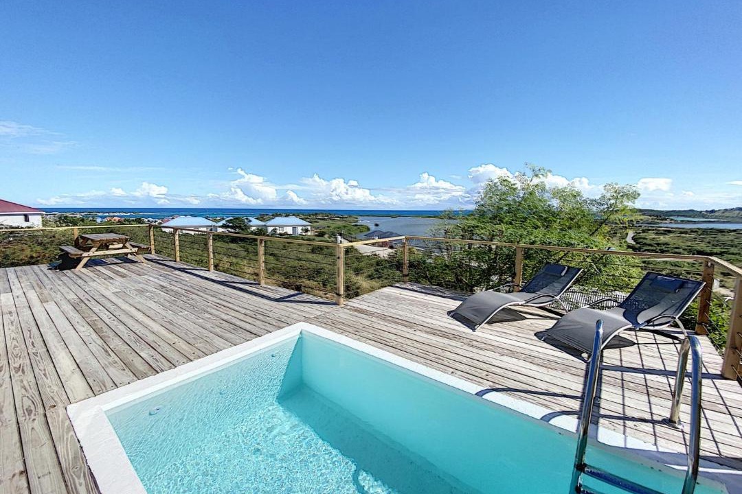 Photo of Outdoor in Orient Bay