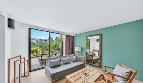 Junior Double Room (Superior King)
