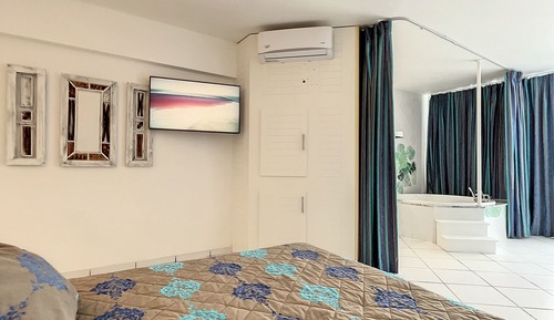 Classic Double or Twin Room, Garden View
