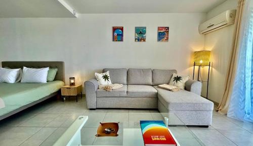 Studio with Sea View