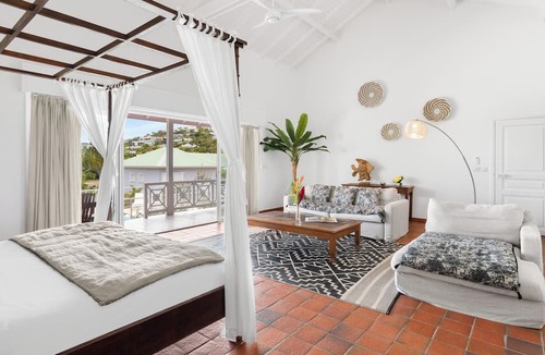 Orient Bay Hotel | Esmeralda Resort