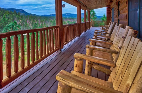 Hill City Cabin | Black Hills GETAWAY- Alpine Prairie Lodge- Beautiful Log Cabin on 8 acres.