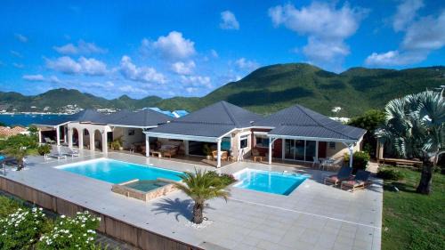 Grand Case Villa | Gated luxury villa with exceptional ocean view