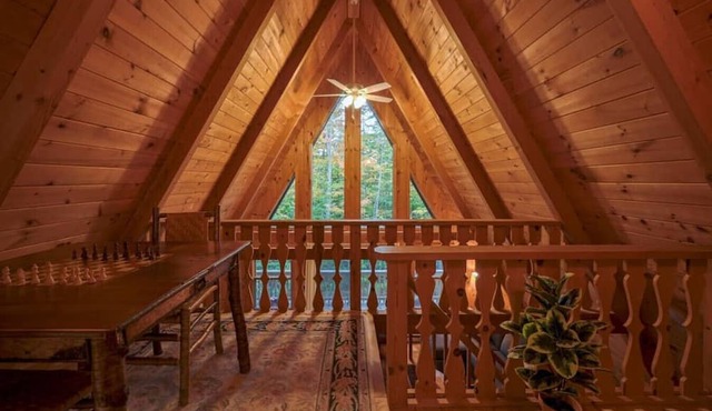 Cozy 2 BDRM A-Frame Nestled in Ausable Acres in Jay