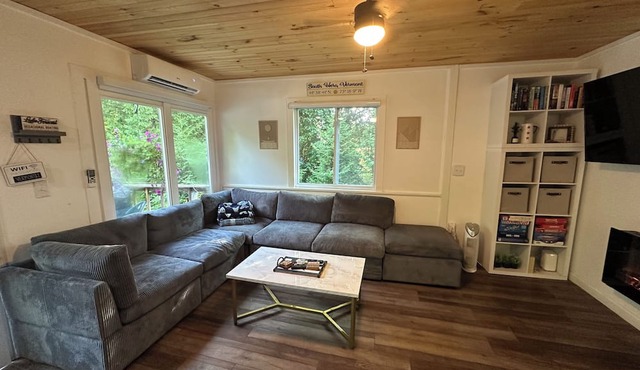 Charming cottage in the beautiful Lake Champlain Islands! in South Hero