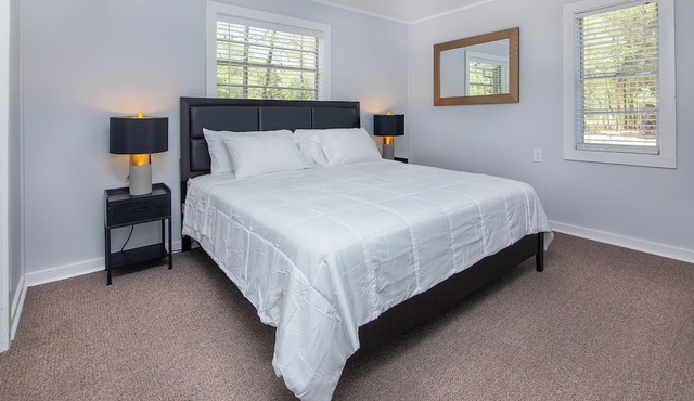 Peaceful 1BR Apartment for Extended Stays in Huntersville in Huntersville