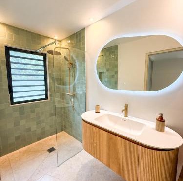 SEA NOVA Friar's Bay Beachfront Properties